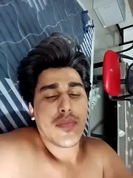 HelpfulSucrose webcam