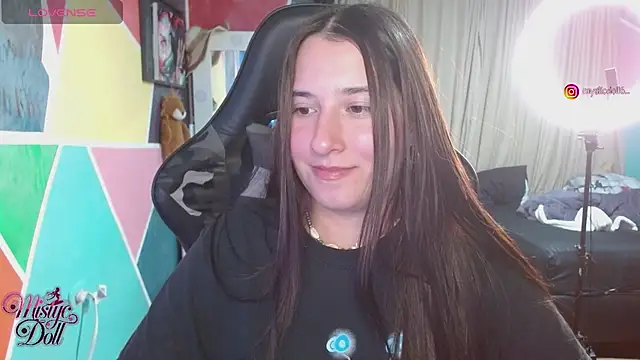 Mysticdooll69 webcam