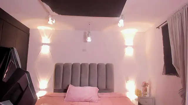 nahomyrusell webcam