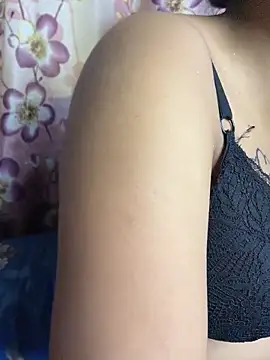 Naughty_Queen49 webcam