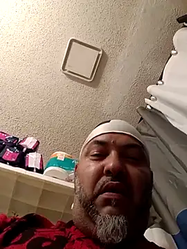 mrbustnut2026 - MrBustNut2026's free webcam - UK Sex Cams