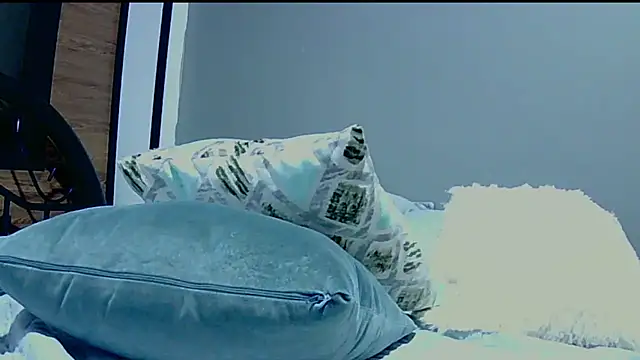 Enzoo98_ webcam