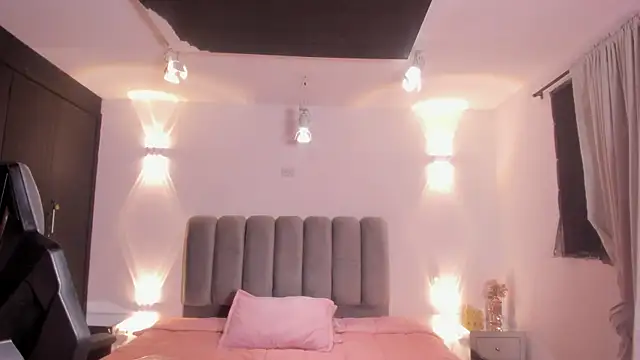 nahomyrusell webcam