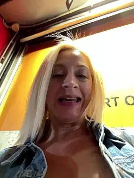 HOTLadyluna