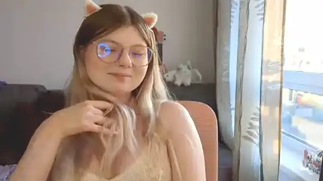 YukiBlush webcam