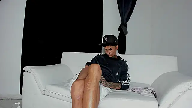 self_love46 live sex cam