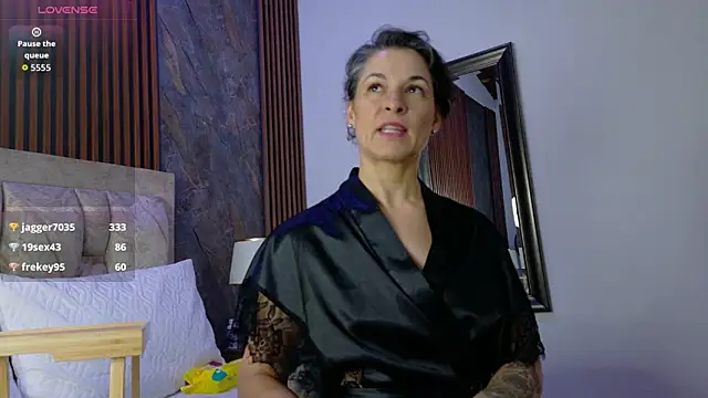 linda_cabal webcam