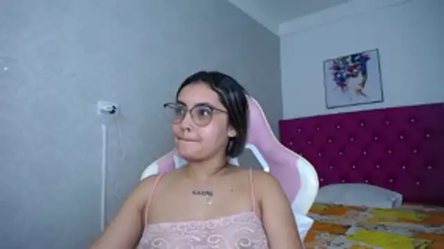 kathe-mills235 webcam