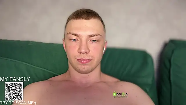 iron__chap webcam