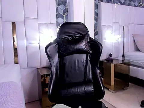 lia_mariana webcam