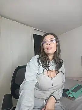 _lara1 webcam