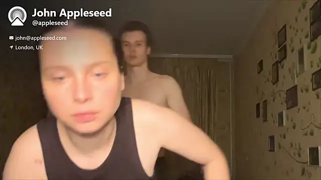 JohnDou2144 webcam