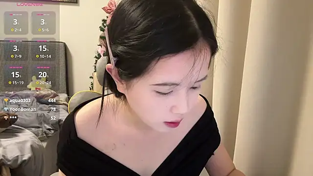 yaoyao-999 webcam