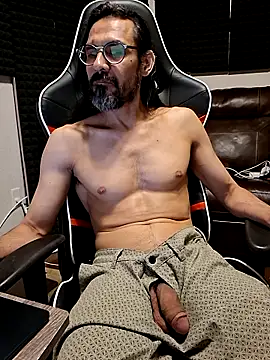Youreherewithme webcam