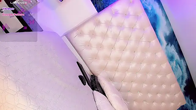 Keira_Fox31 webcam