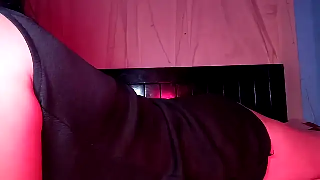 YourDesi_Laila_ webcam