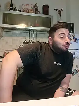 bear_skinny webcam