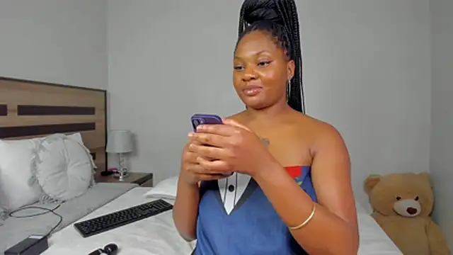 renee-18 (F young) - fingering & squirt, Make it Rain Dxx🍑💦