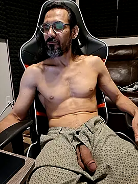 Youreherewithme webcam
