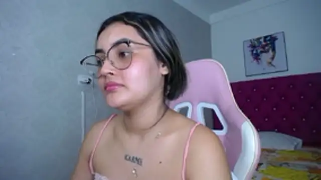kathe-mills235 webcam