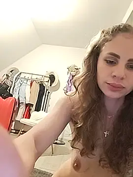 LunaDesire01 webcam