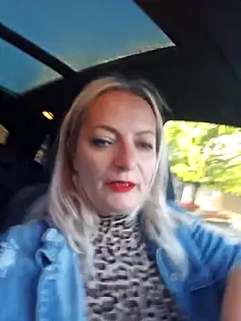 LadyTouch webcam