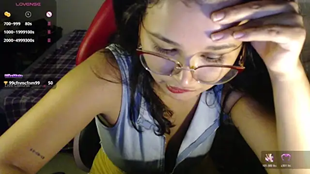 Lily____ webcam