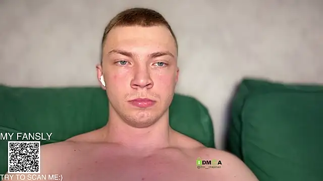 iron__chap webcam
