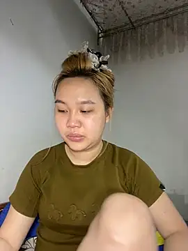 Almira6868 webcam