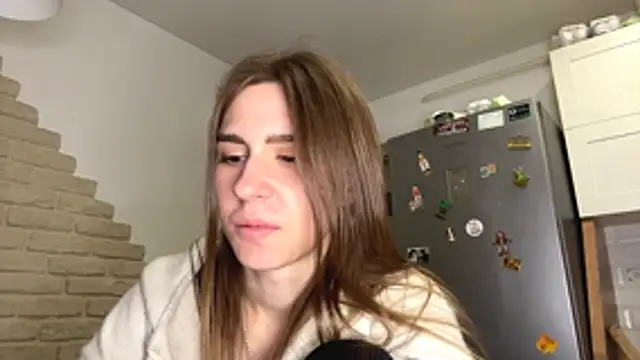 ZaraGuyette webcam