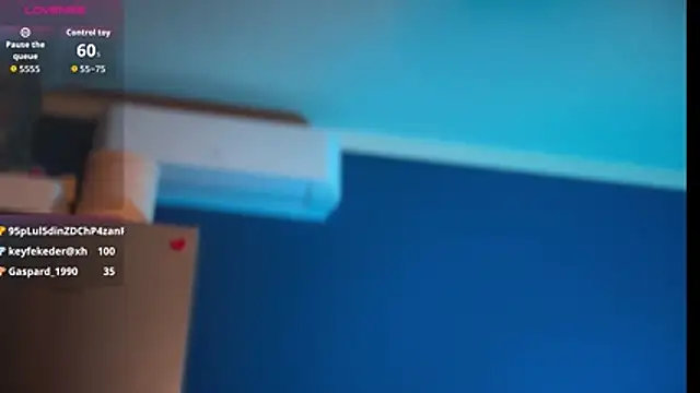 mari_grey webcam