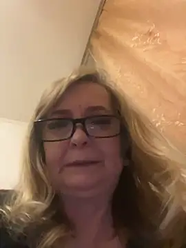 Irina2909@xh webcam