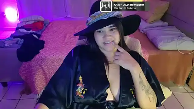 feluriana live sex cam