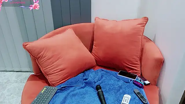 INDIANROMANCE webcam
