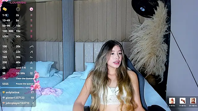 EmilyJohnsoon webcam