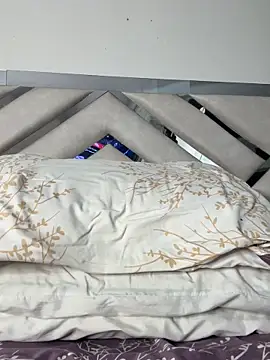 maybelline69 webcam