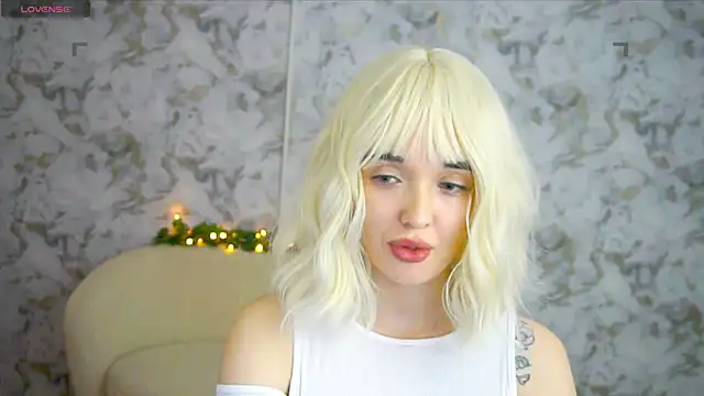 Ashley_S webcam