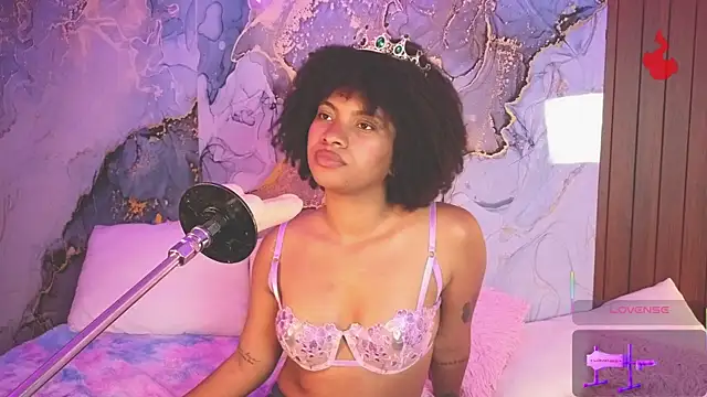 Lolalewis777 webcam