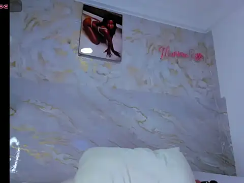 Mariam_Rossee webcam