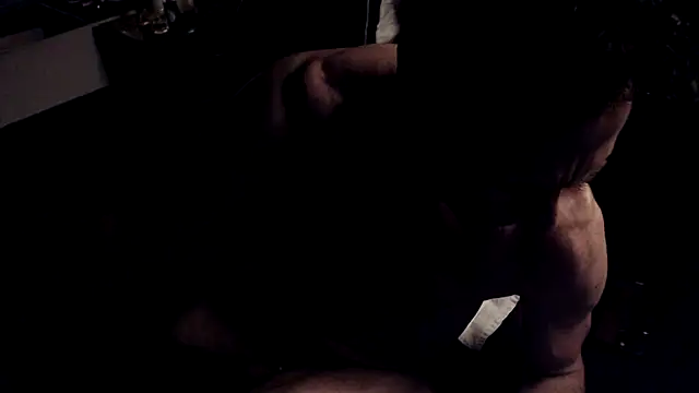 OptimuscleXX webcam