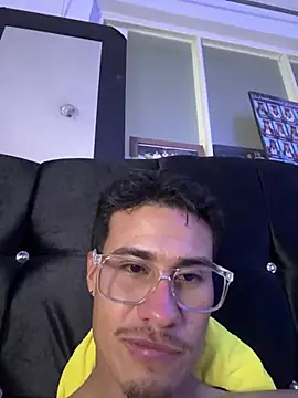 TavoHot_ webcam