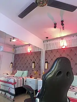 Auri__ webcam