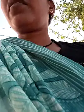 Rakhi_cut webcam