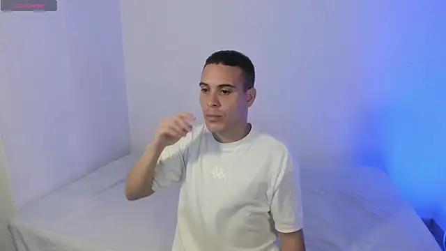 Axel__fierro webcam