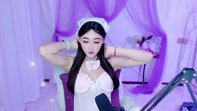 Tili_Lucky webcam