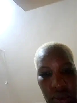 sweetiehotter webcam