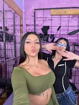 alexia_aitanaa_ webcam