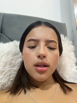 Sofia18_pinkk webcam