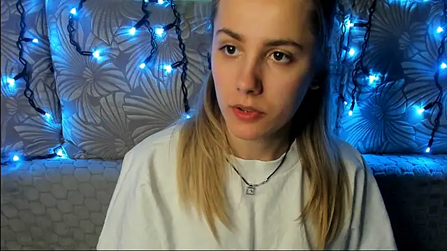 MaggieCake webcam