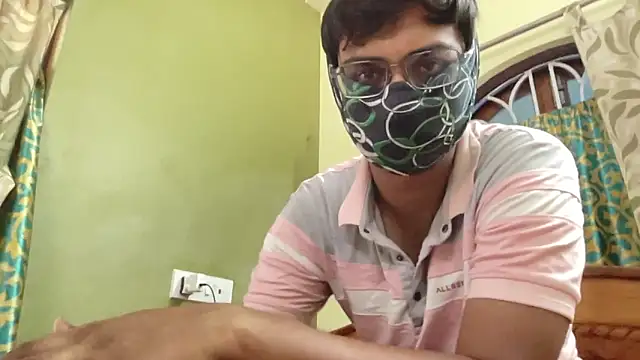 Slave_Aryan webcam